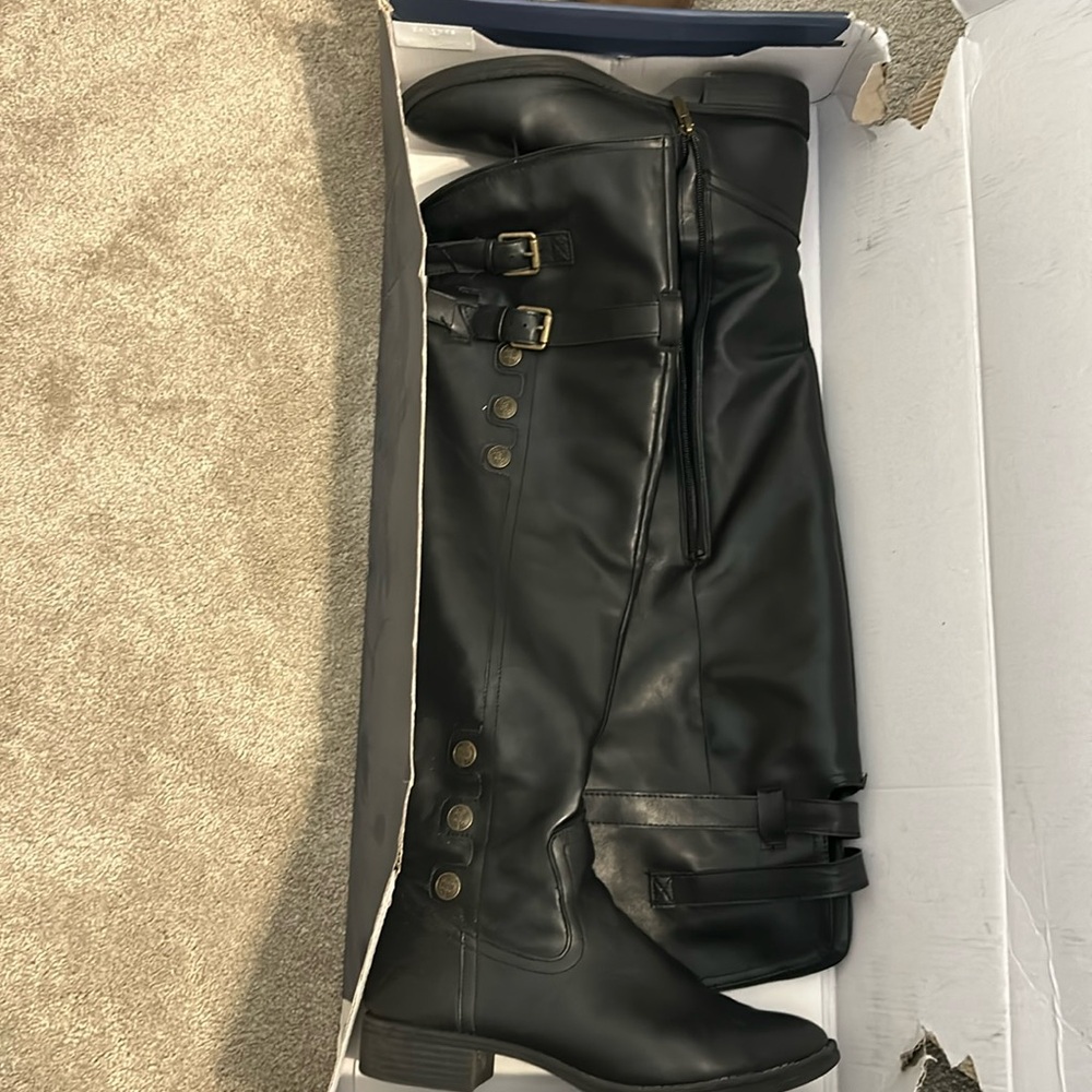 Lily Edelman, size 9 knee high black riding boots
